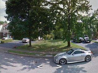 312 Birch Dr Floor 2, Lafayette Hill, PA 19444
