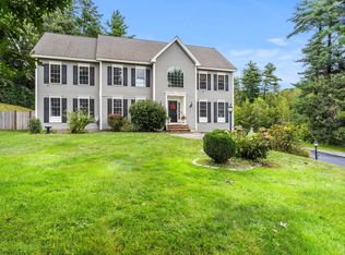 34 Monument Hill Rd, Pelham, NH 03076