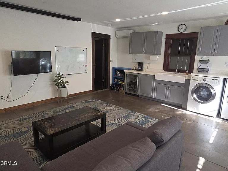126 N Meridith Ave — Photo 22