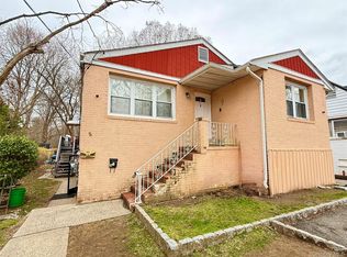 5 Highland Ave, Suffern, NY 10901