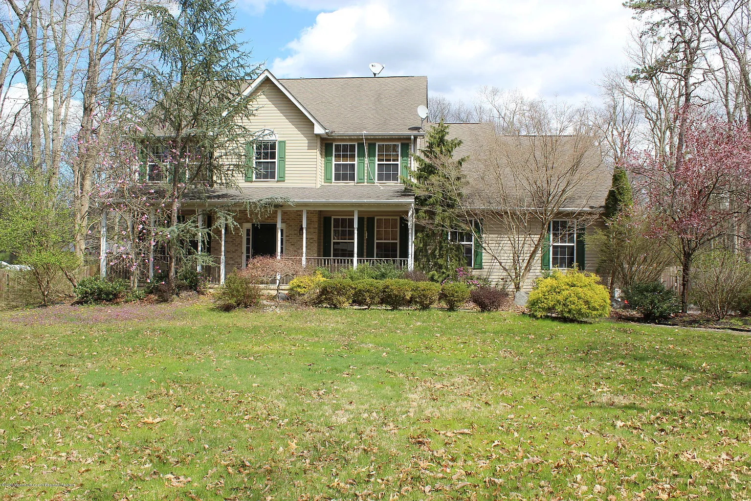 211 Cassville Rd photo 1