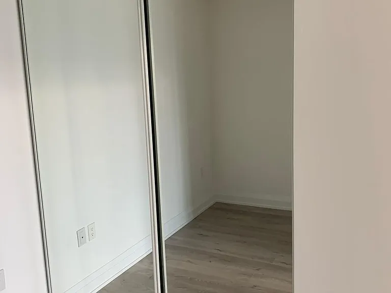 251 Jarvis St E #1517 — Photo 12