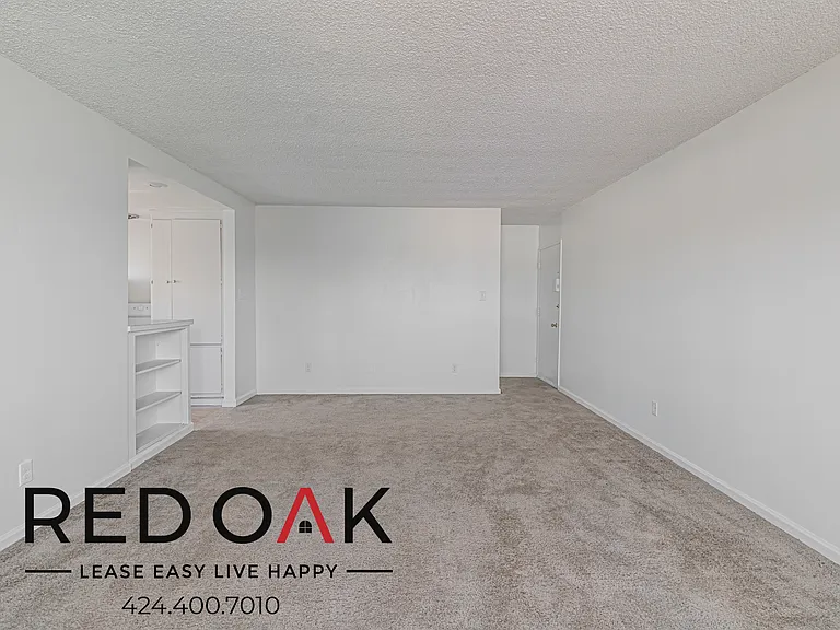 16910 Crenshaw Blvd #20 — Photo 7