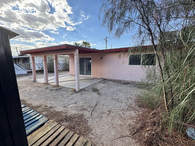 4417 W Bonanza Rd — Photo 16
