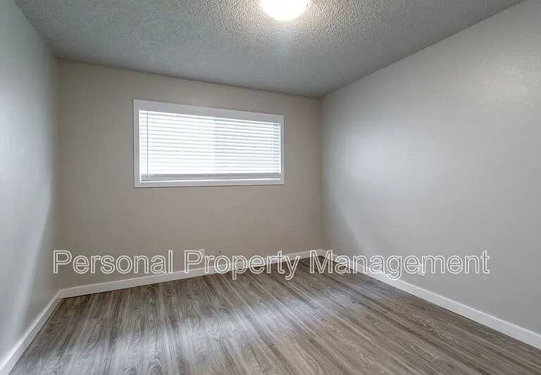 1008 NE 86th St — Photo 7