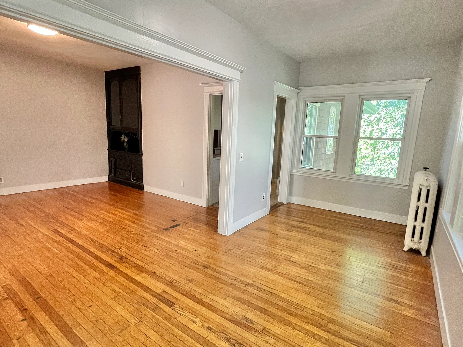 4 bed, 1.5 bath, 9999 sqft, $4,600 — Photo 3