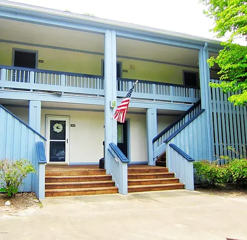 1310 Harbourside Dr Photo 1
