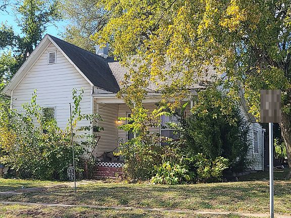 2nd image of 505 N English Ave