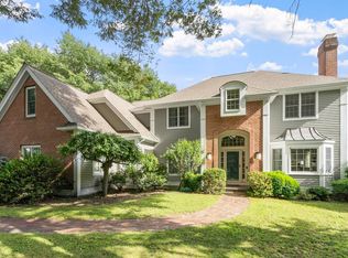 54 William St, Andover, MA 01810
