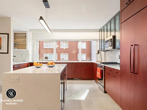 35 East 85th Street image 5 of 12