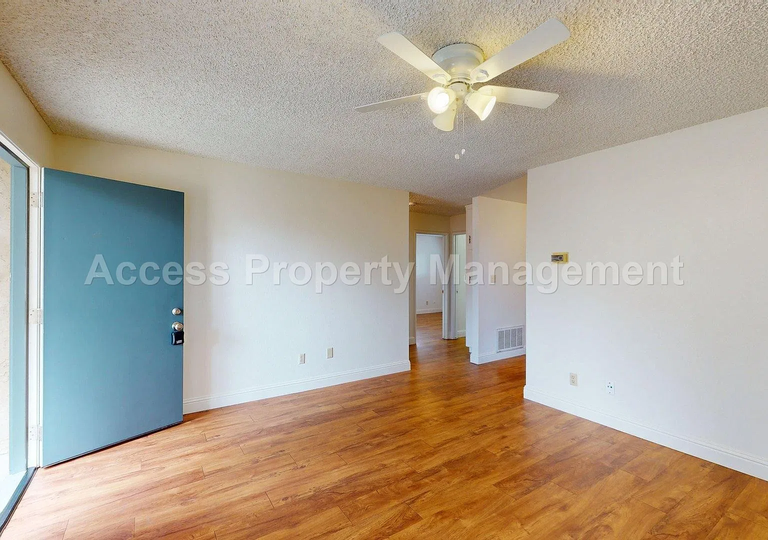 2 bed, 840 sqft, $1,695 — Photo 4