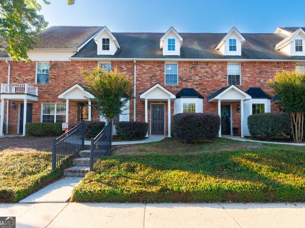 34 Intown Pl, Fayetteville, GA 30214