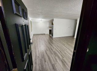 12401 Landmark St APT 8, Anchorage, AK 99515