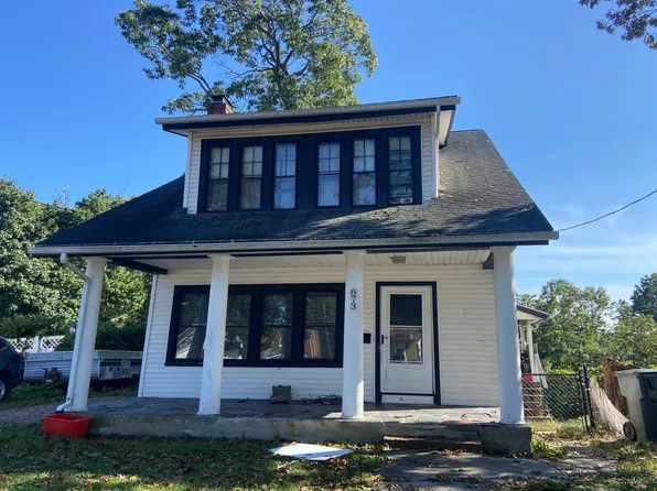873 Burnside Ave, East Hartford, CT 06108