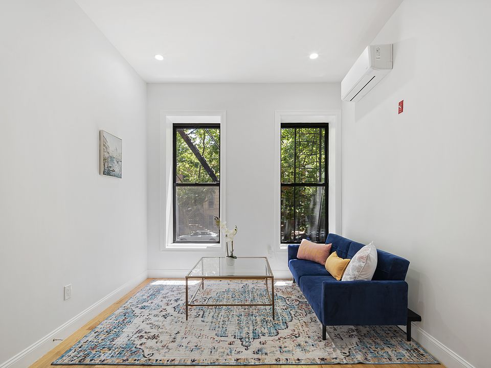1st image of 263 Halsey St #2F