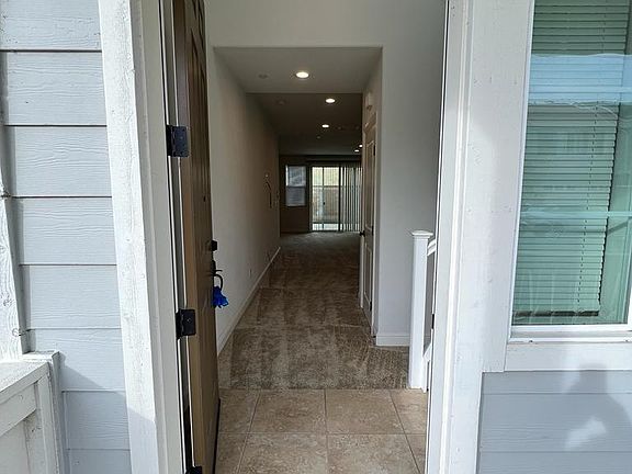 5th image of 1335 Orchid Ct