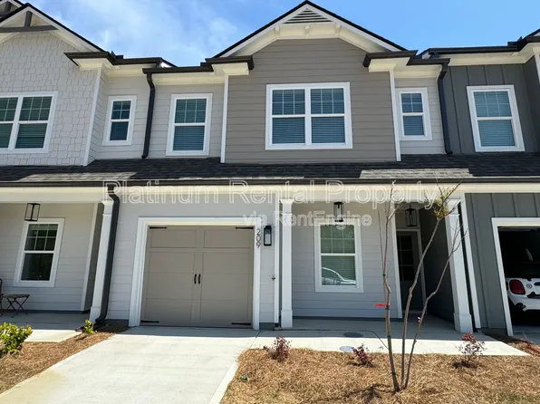 209 Towhee Dr, Ball Ground, GA 30107