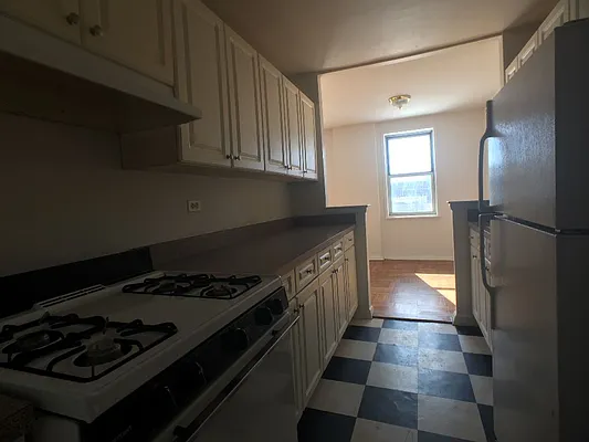 Rented by Sovereign Associates | media 14