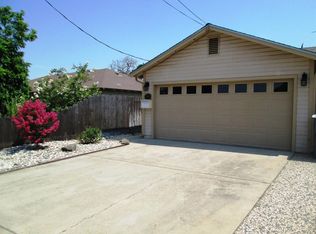 549 California Ave, Oakdale, CA 95361
