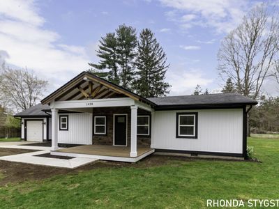 1438 W Ln, Fennville, MI, 49408