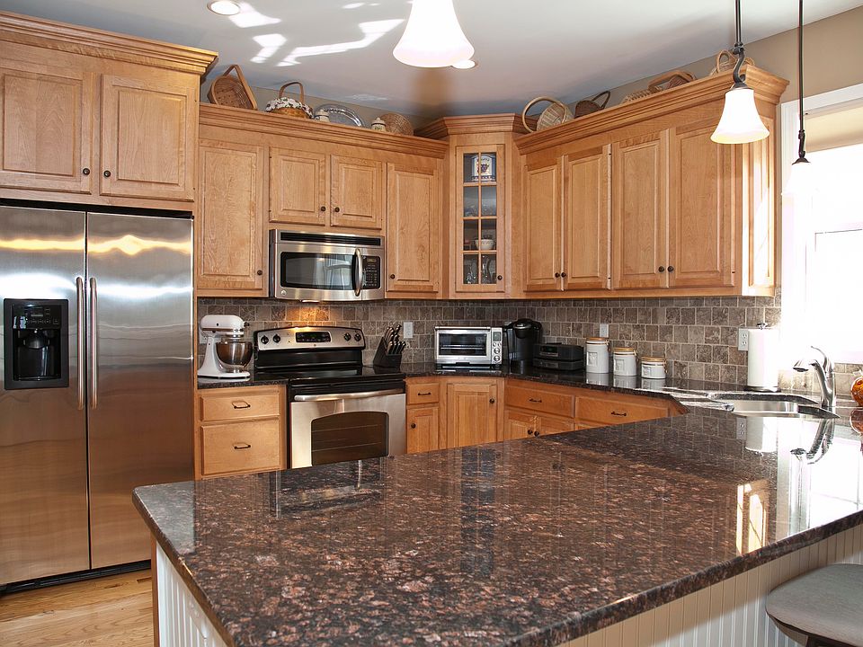 2nd image of 91 Village Ln