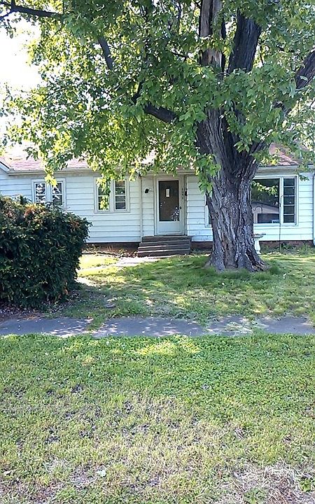 1st image of 604 S Vicksburg St