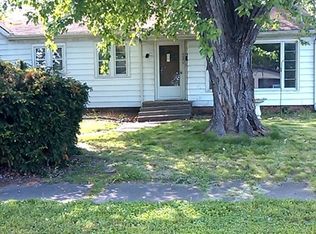 604 S Vicksburg St, Marion, IL 62959