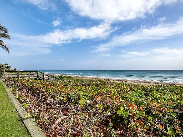 2635 S Ocean Blvd — Photo 18