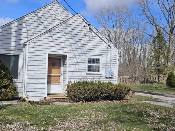 3220 W Miller Rd, Lansing, MI 48911