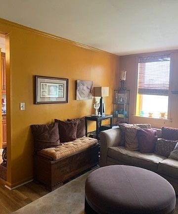 5th image of 302 Longacre Ave #C-1
