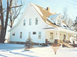 9822 N Wisner Rd, Breckenridge, MI 48615