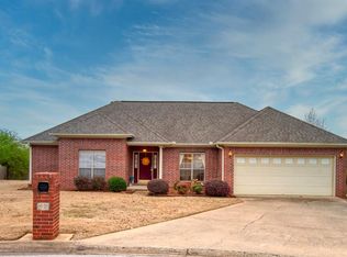 4025 Willow Glen Cir, Sherwood, AR 72120