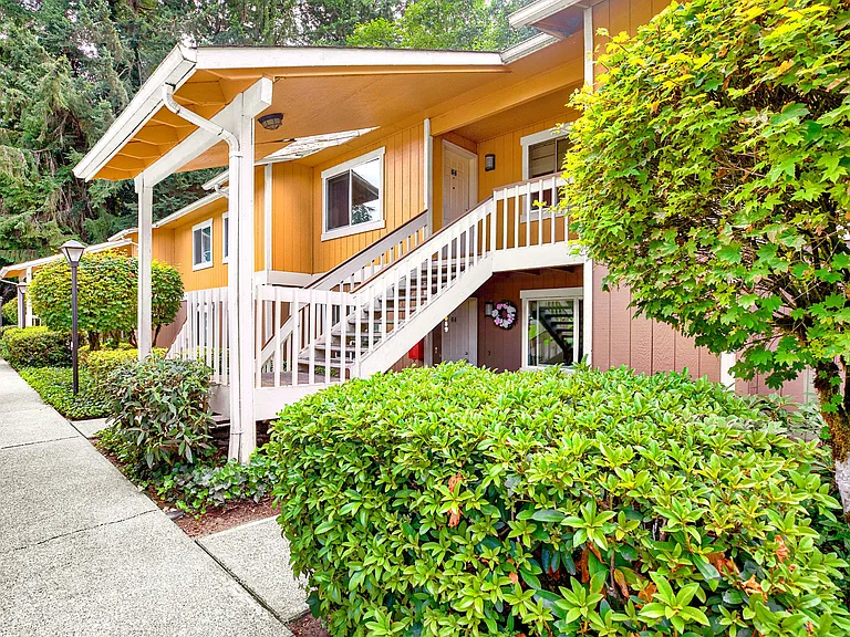 Forest Grove Apartments — Photo 6