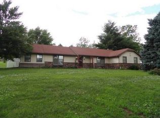27125 155th St, Leavenworth, KS 66048