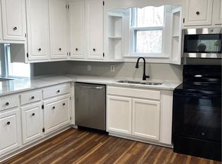 363 Periwinkle Rd, Eden, NC 27288