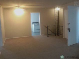 6055 Stover Ave APT 1, Cincinnati, OH 45237