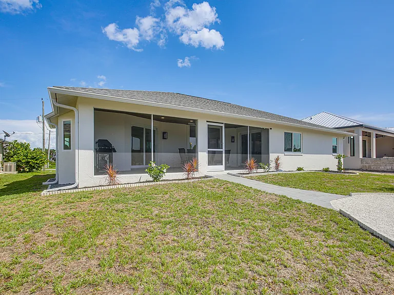 5133 Latham Ter — Photo 27