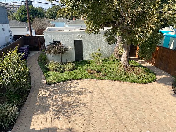 2025 (mature landscaping)