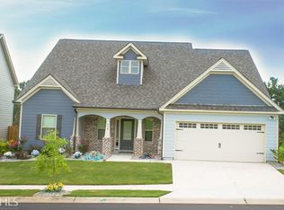 698 Holliman Cir, Pendergrass, GA 30567