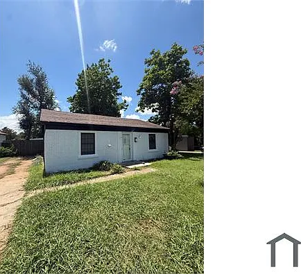 326 E Harmon Dr — Photo 5