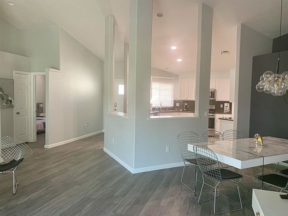 4th image of 30950 Avenida Del Yermo