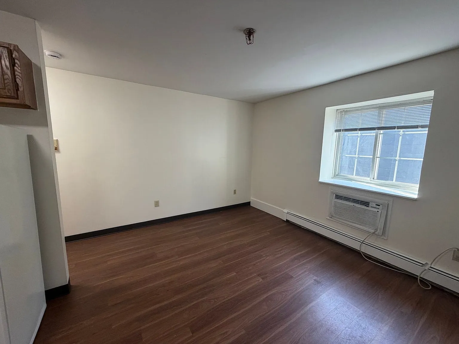 1 bed, 1.0 bath, $1,495 — Photo 3