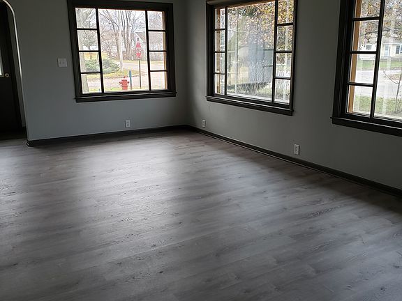 5th image of 2330 Madalene Ave