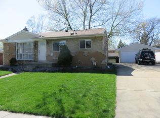 1115 N Magnolia Ave, Lansing, MI 48912