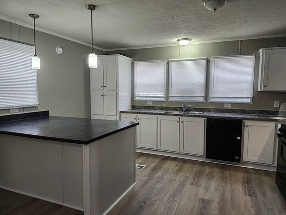 3rd image of 205 S 3rd St #A-18