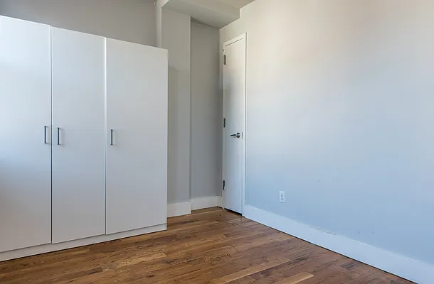 Rented by Nooklyn NYC LLC | media 72