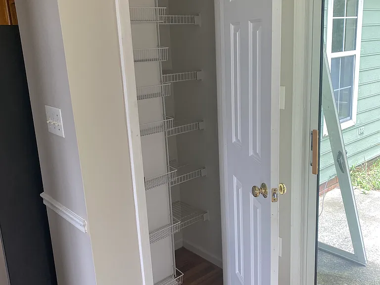 6006 White Cliffs Dr — Photo 7