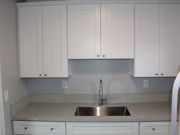 3rd image of 3567 College Ave