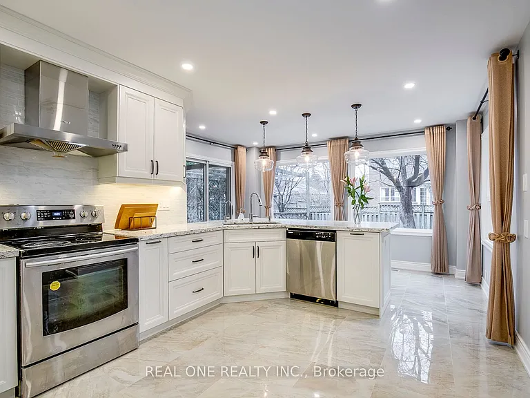 2020 Gander St — Photo 13