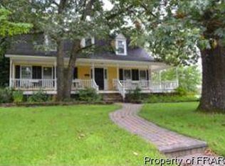 225 Valley Rd, Fayetteville, NC 28305